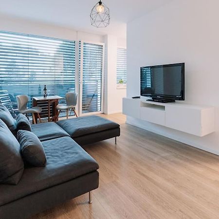 Stylish Apartment Retreat 브라티슬라바 외부 사진